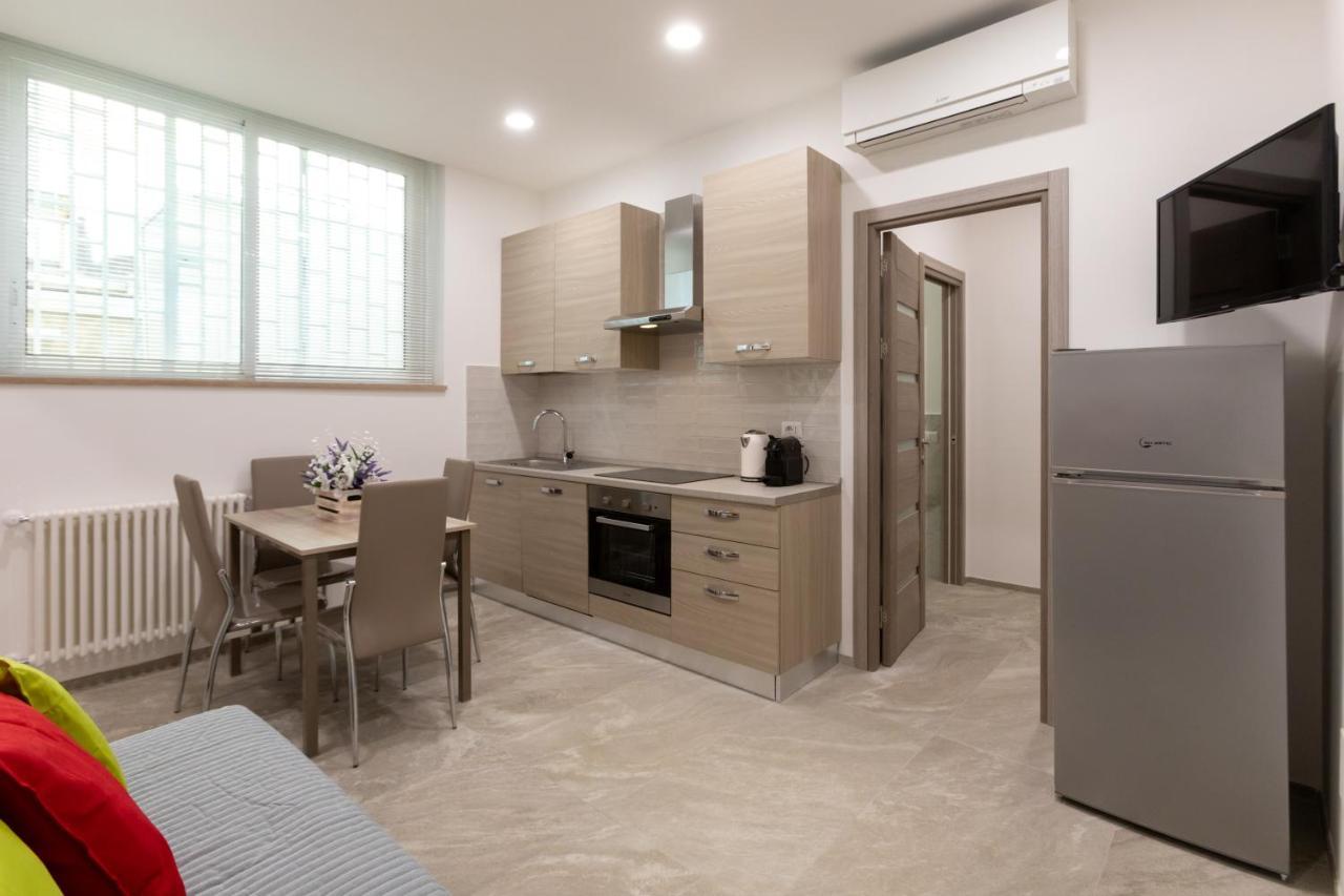 Le Case Di Anna - Holiday Home Roma Dış mekan fotoğraf